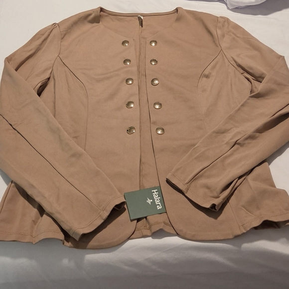 Round Neck Long Sleeve Decorative Button Slim Work Blazer - Picture 4 of 11